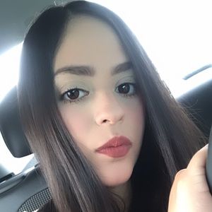 Meet your Posher, Paulina